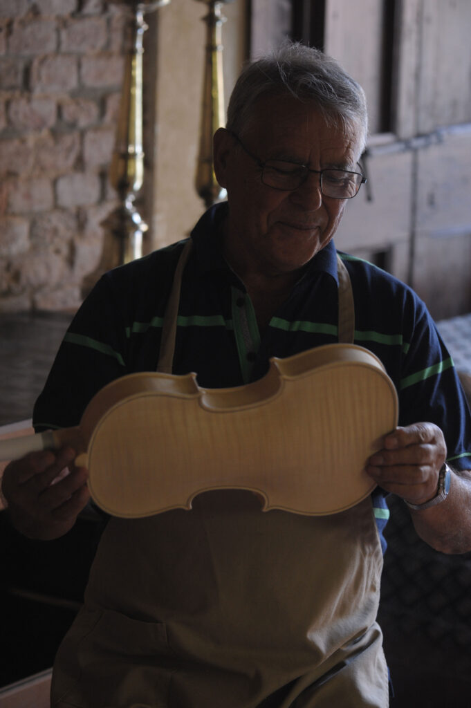 Luthier Mauro Lucini